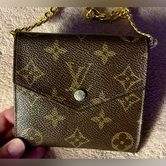 ⚡️FLASH SALE⚡️LV Wallet - Picture 4 of 13